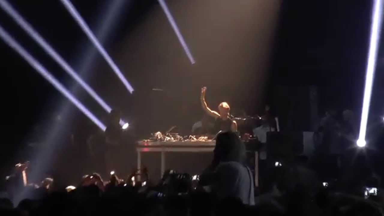 Richie Hawtin - Barcelona, Sonar Night 13-06-2014 (Finale) by leo
