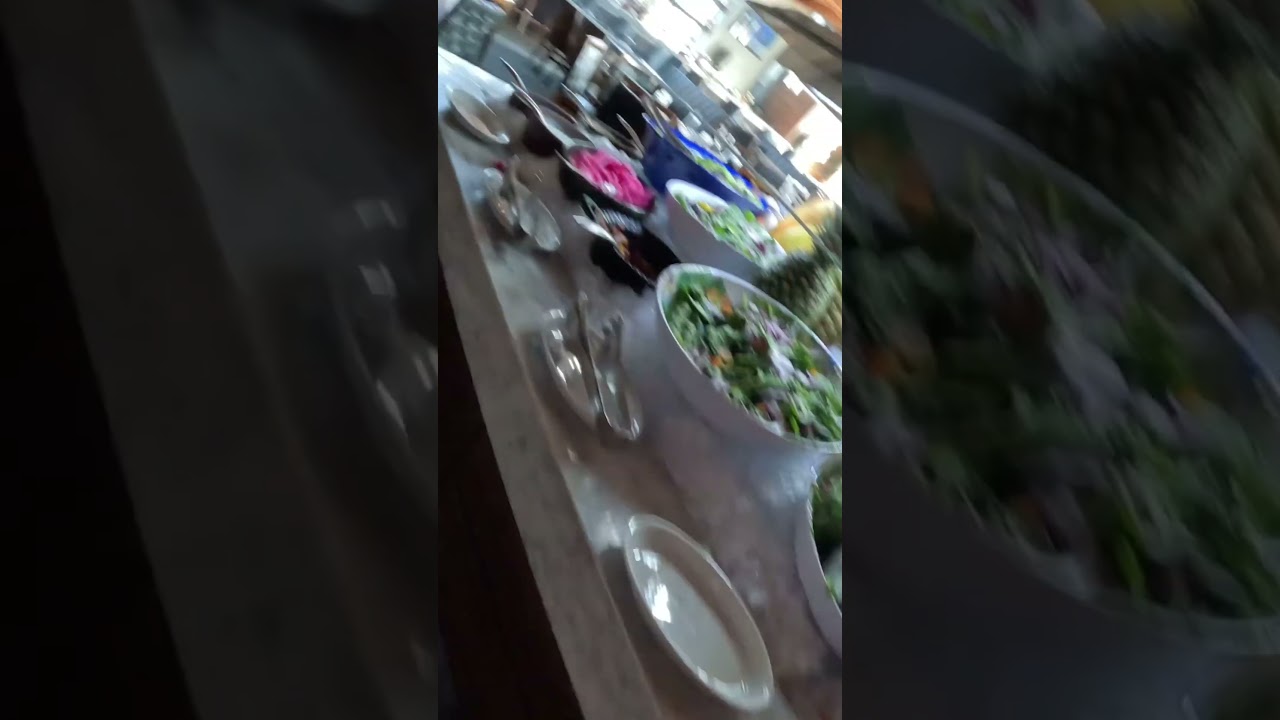 Rating restaurant 10/10 w food service 