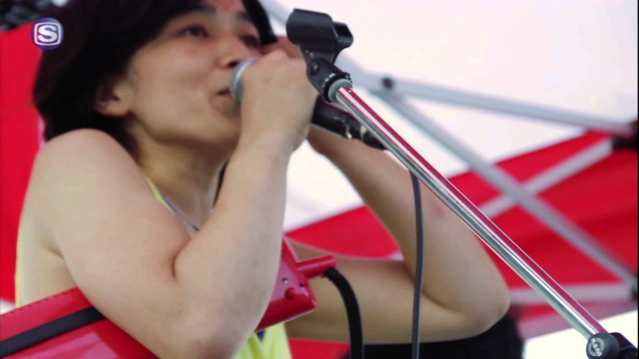テニスコーツ - LIVE @ フェスティバルFUKUSHIMA! 2013 - YouTube