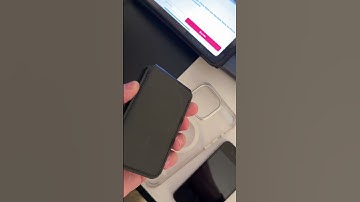 Slim & convenient magsafe wallet #magsafe #iphoneaccessories