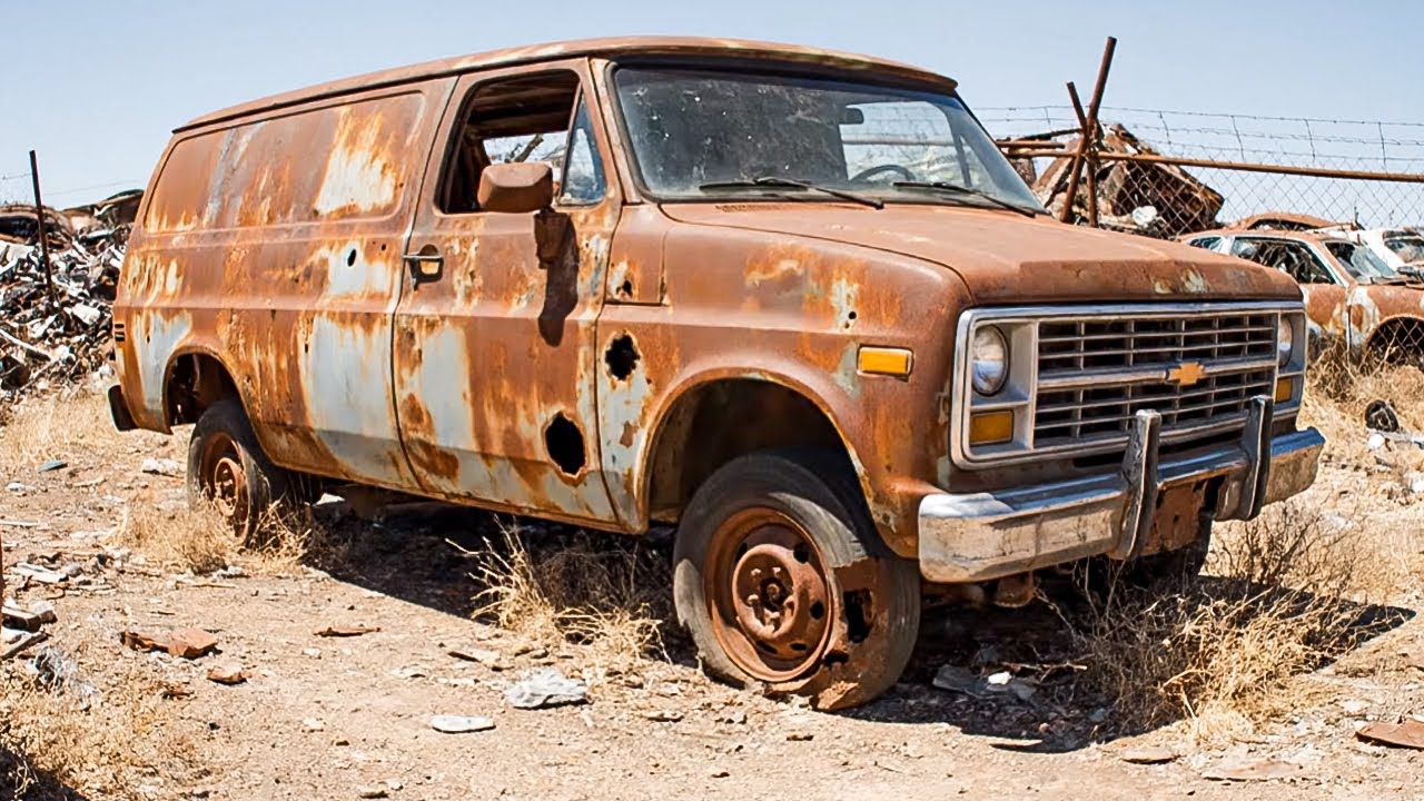 55-Year Abandoned 1971 Chevy Van Found Rusted in a California Junkyard — Bought for $80 Restoration