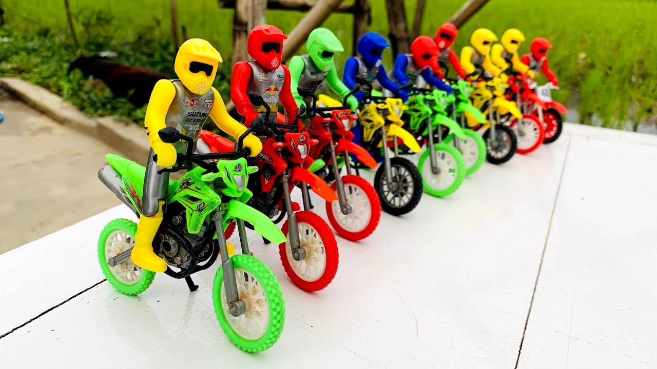 Dirt Bike Finger | Mini X-Trail Motocross | Amateur Dirt Bike | Team KTM | Team KLX, Team CRF 