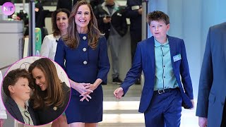 Jennifer Garner beamed alongside her son Samuel as her company, Once Upon a Farm during its IPO