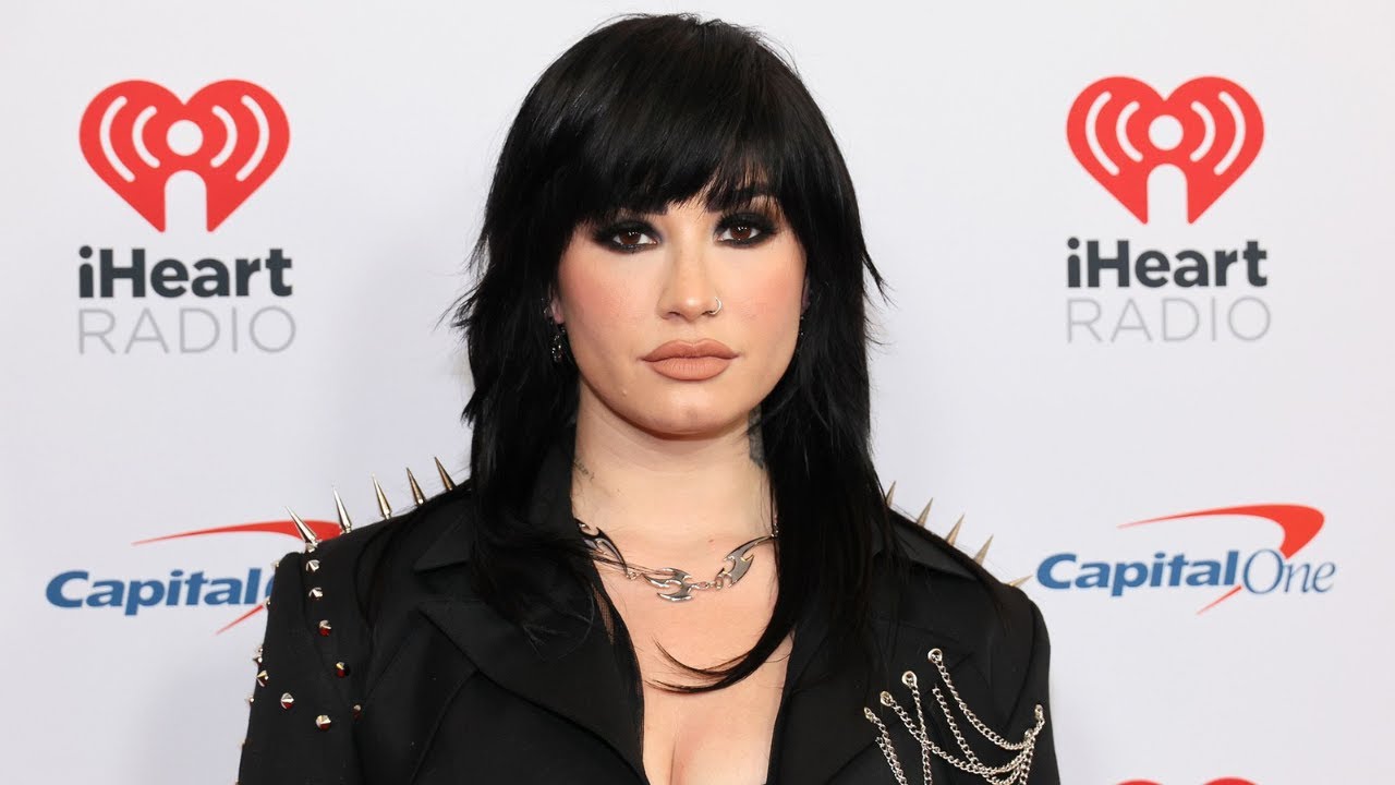 How To Pronounce Demi Lovato Correctly YouTube