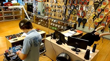 Time Lapse: How to String a Yonex Voltric 9 Badminton Racquet