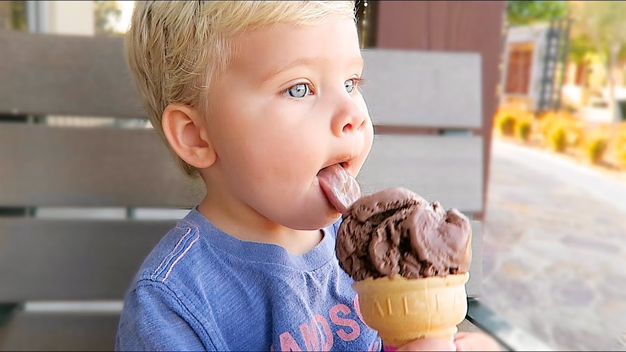 Fat Teen Eating Icecream And 62