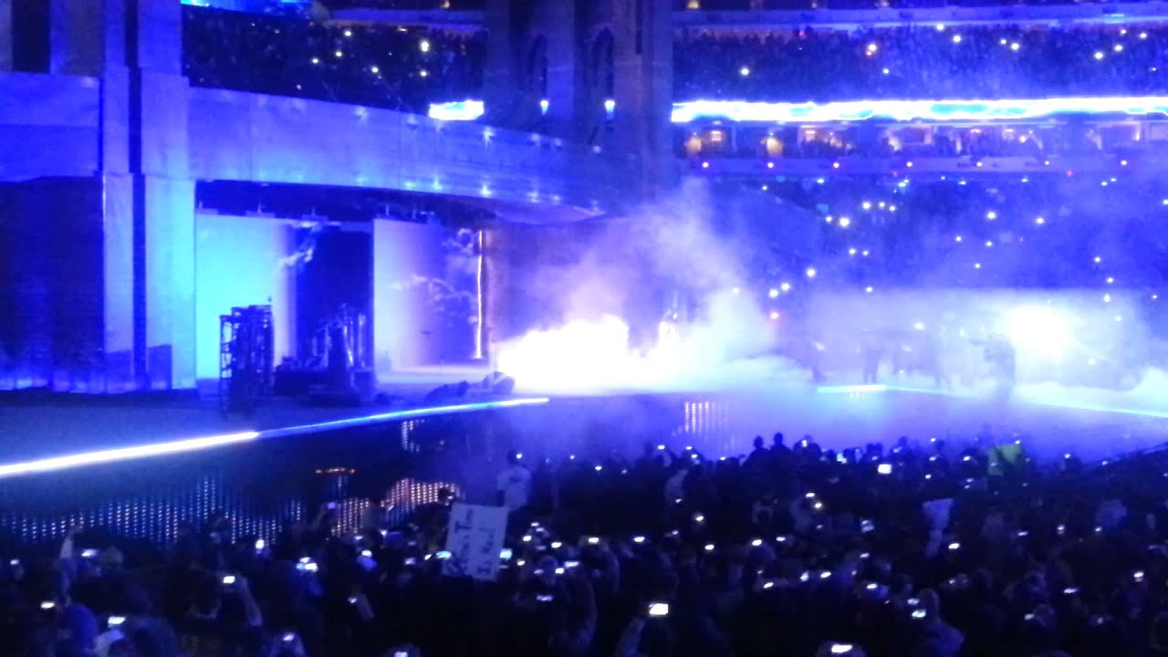 Undertaker s Entrance At Wrestlemania 29 Vs CM Punk YouTube