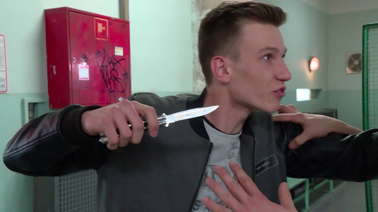 Uczeń dostał kosą po żebrach! [Szkoła odc. 446]