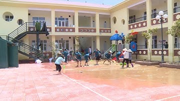 Tin Thời Sự Mới Nhất: Trường học vùng lũ lụt Chương Mỹ gấp rút dọn dẹp chuẩn bị cho năm học mới