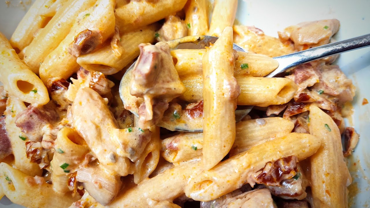 Chicken and chorizo pasta with sun-dried tomato sauce