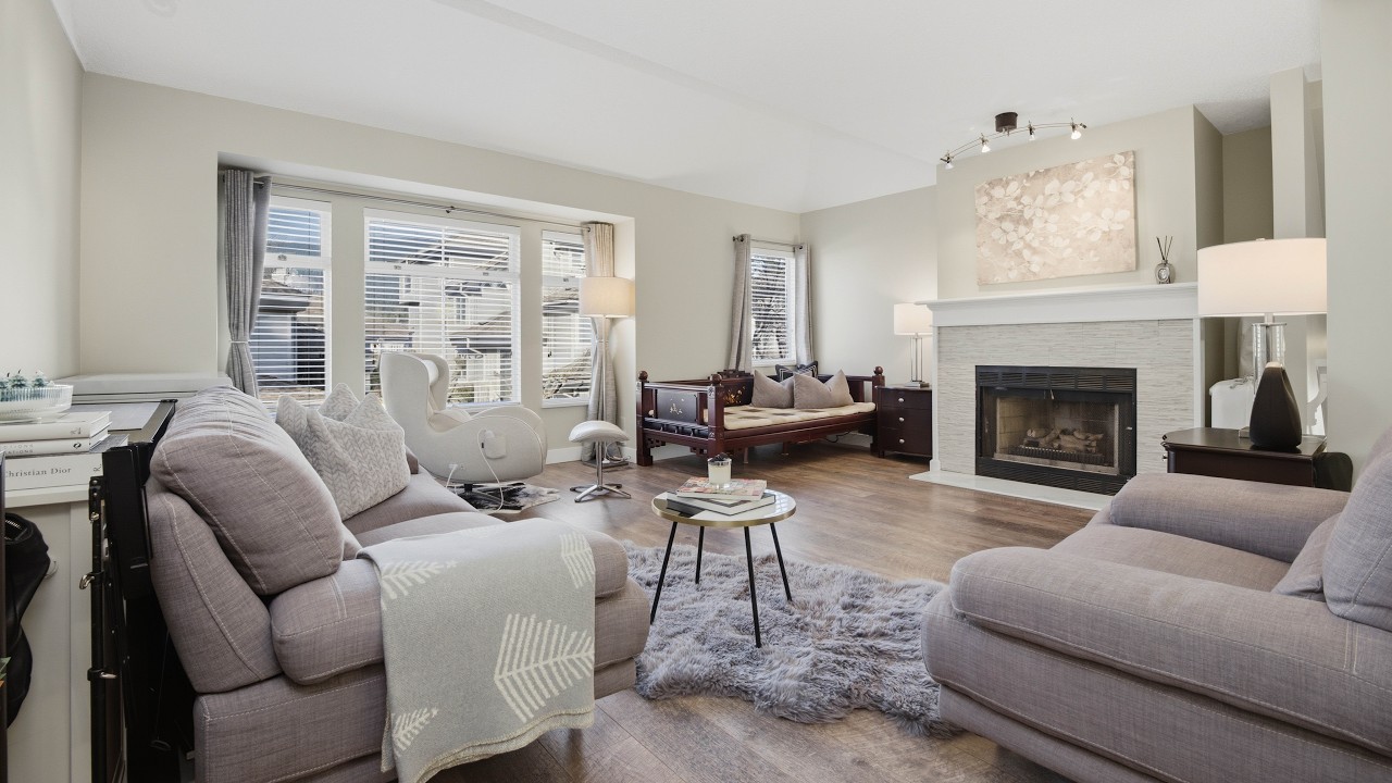 817 Roche Point Drive, North Vancouver