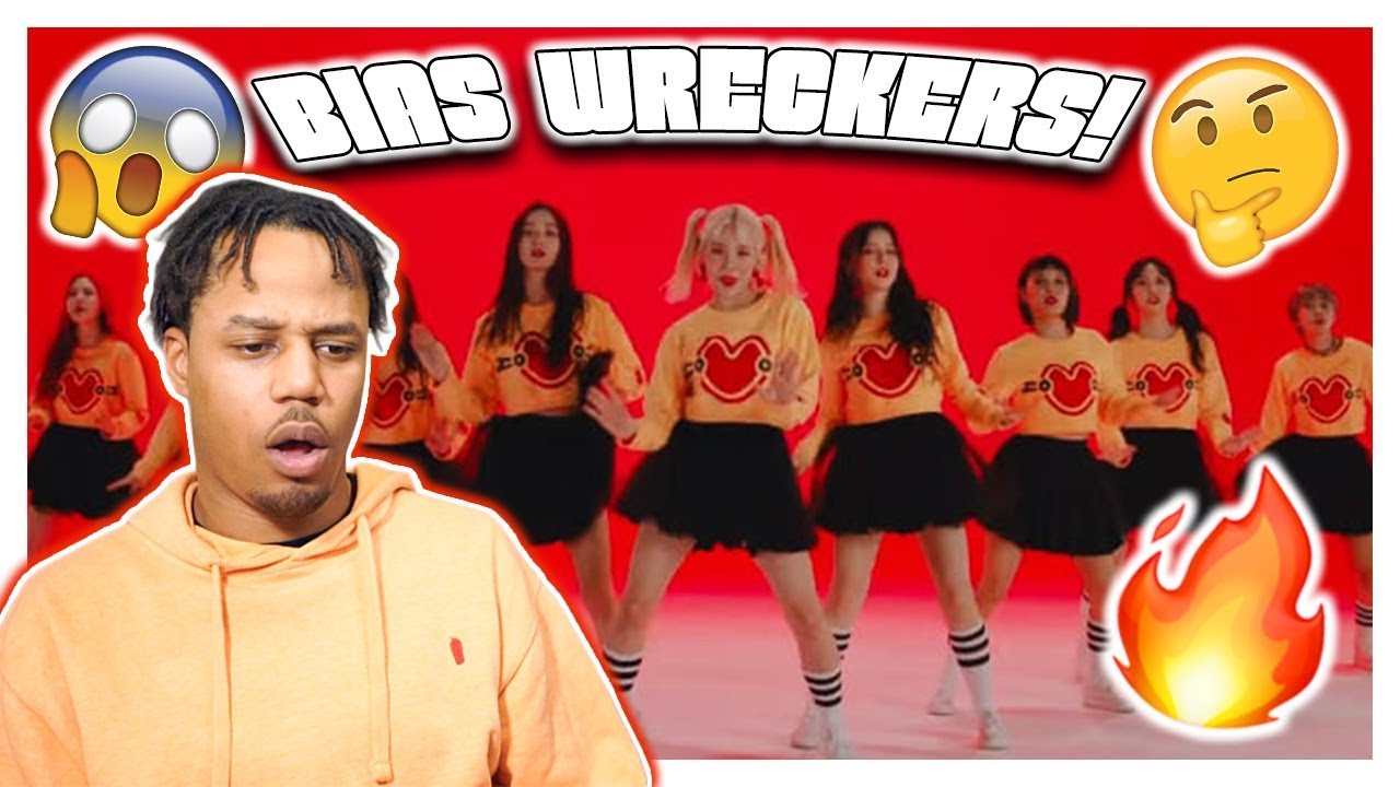 [MV] MOMOLAND (모모랜드) _ BBoom BBoom (뿜뿜) REACTION! Bias Wrecking Ball Of A Group?! 😲