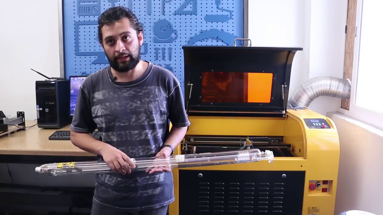 Cómo funciona una cortadora láser? 