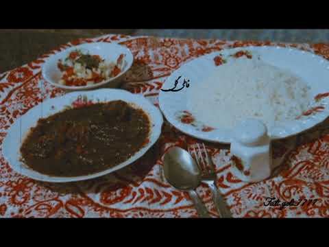 قورمه سبزی تو ظرفای گلسرخی همون ظرفایی که همیشه بوی عشق و خونه میداد