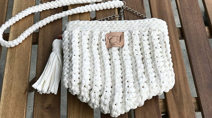 Stylish Crochet Seashell Shoulder Bag