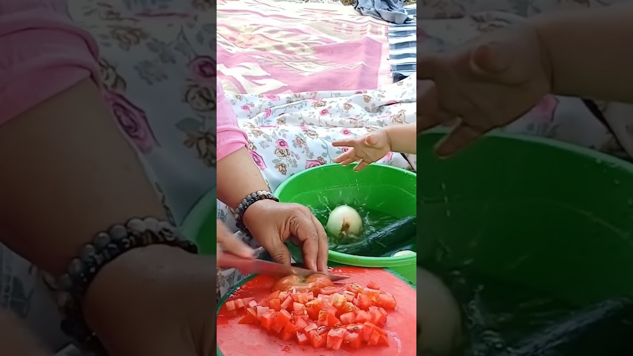 ANNE SALATASI ????@MiranMirza0101#salata#salatatarifleri#sos#salatalik#chef#yemek#tarif#domates#camp