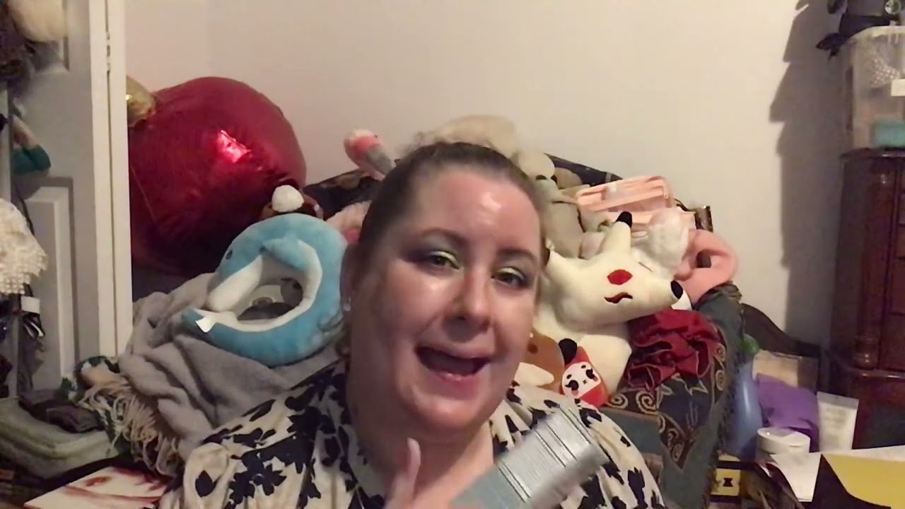 Allure beauty box for April 2022 (lots of full size products)