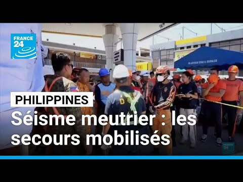 Philippines : les secouristes poursuivent leurs efforts apr&egrave;s un s&eacute;isme meurtrier &bull; FRANCE 24

Des bless&eacute;s soign&eacute;s dehors en pleine chaleur, des secours ralentis par les r&eacute;pliques et des acc&egrave;s coup&eacute;s : au lendemain du puissant s&eacute;isme qui a frapp&eacute; le sud des Philippines faisant au moins 41 morts, des milliers de personnes sont toujours d&eacute;plac&eacute;es mardi. La secousse de magnitude 7,8 qui s'est produite lundi au large des c&ocirc;tes de Mindanao a provoqu&eacute; l'effondrement de b&acirc;timents et d&eacute;clench&eacute; des glissements de terrain dans une grande partie de l'&icirc;le.

#Philippines #les #secouristes #poursuivent #leurs