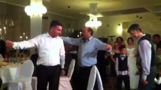 Sedatın Düğününde Sandalye Kapmada Musa Seyyar Birinci Oldu