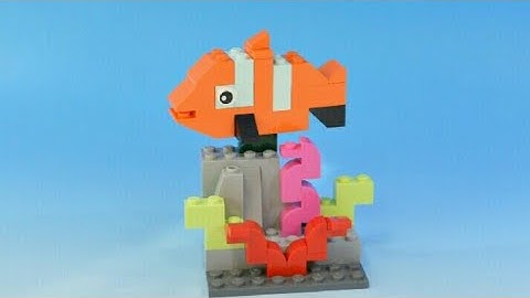 How to build a percula clownfish LEGO 🐠