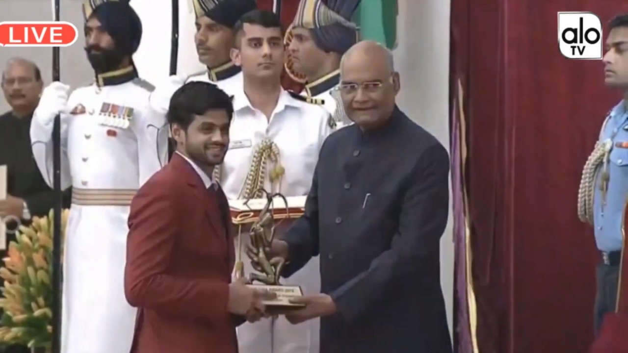 Badminton Player B Sai Praneeth Receives Arjuna Award | Arjuna Award Winners 2019 | India | ALO TV