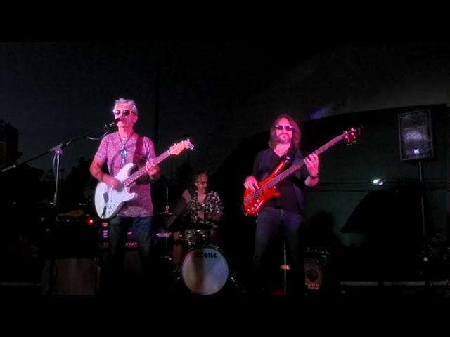 在 YouTube 上观看 A  Rock Blues Jam live  (14 songs ...)