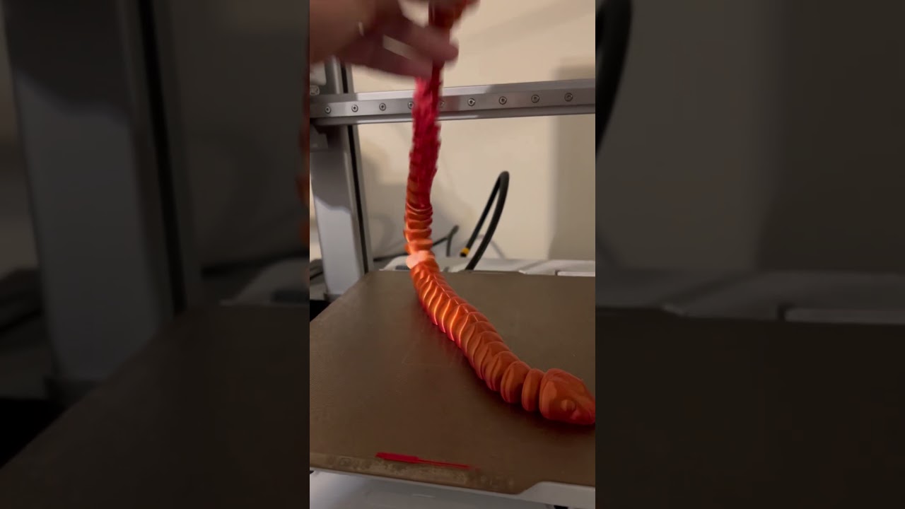 Insane 3D-Printed Articulated Snake! 🐍❤️ Fidget Toy Heaven by Zou3D! 