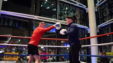 IS JOSH TAYLOR THE BEST DOMESTICALLY AT 140lbs? - PAD WORK OUT WITH SHANE McGUIGAN / TAYLOR-VAZQUEZ