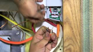 Replacing Converter with an Inverter/Charger - Freedom HF Installation Video