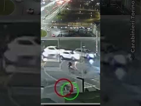 Video Agguato a coltellate a Torino: 4 arresti