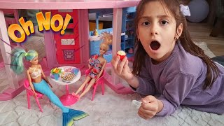 Defne ile oyun vakti,Olamaz barbie uyuya kaldı evinin kapısını açmıyor