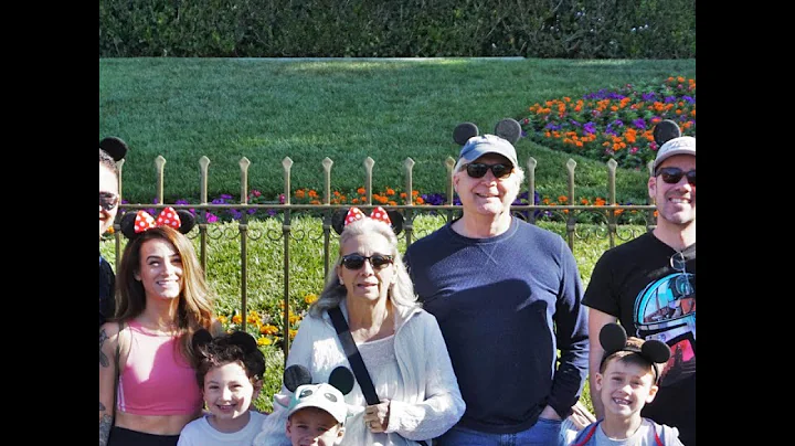 Disneyland with the Fam - 2022