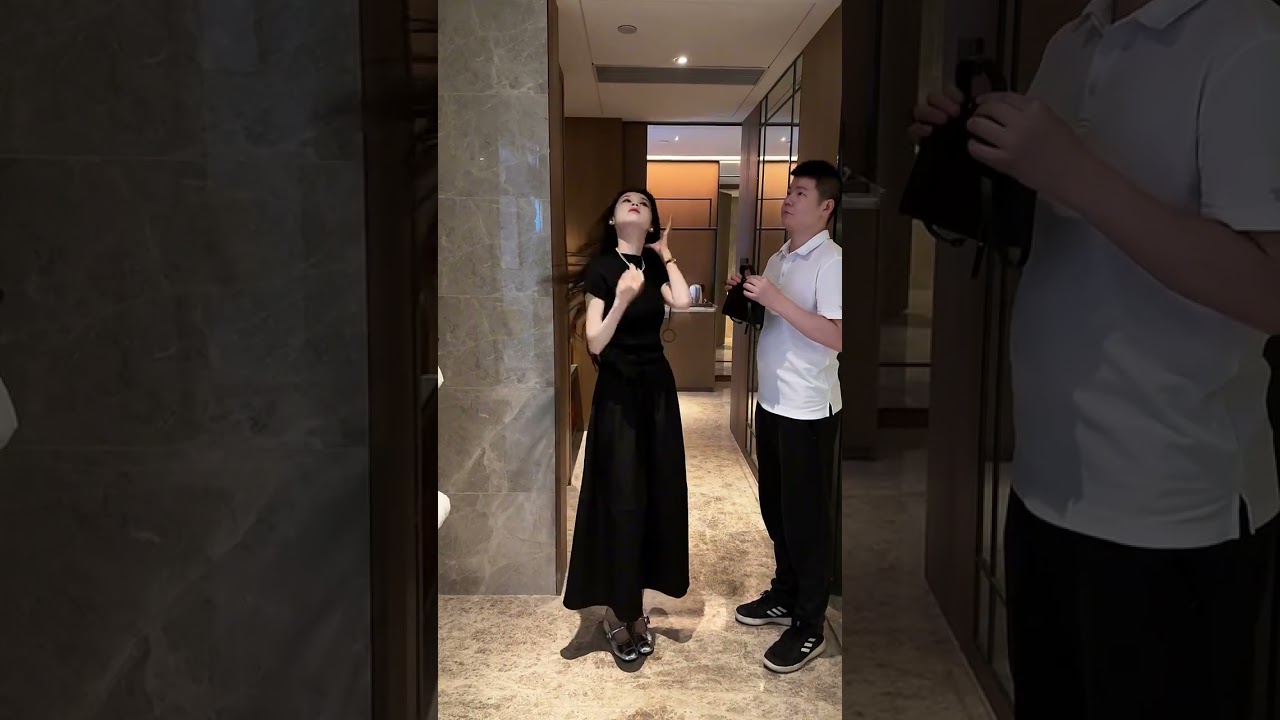 Knitted Sweater, Autumn and Winter Color Block Long Sleeve Tassel