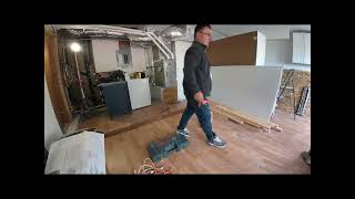 видео: Quick Wall Freming door cuts)Швидкий каркас стін і вирізання дверей картинка: Quick Wall Freming door cuts)Швидкий каркас стін і вирізання дверей