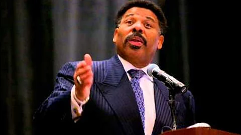 Dr. Tony Evans... Judging
