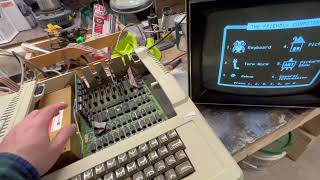 1980 Apple II+ Repair and Demonstration - There is NOTHING more RELIABLE than an Apple II!