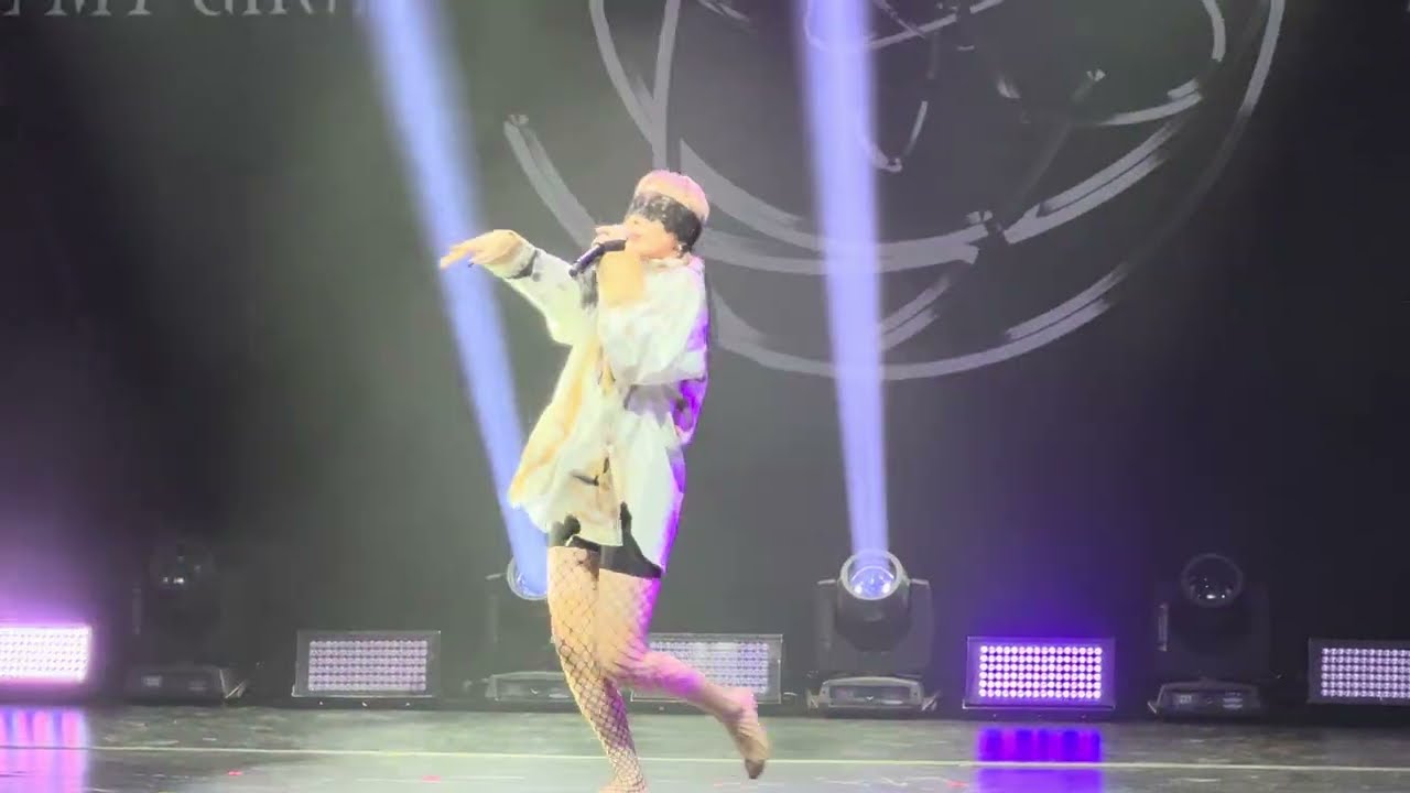 231101 4K60 EVERGLOW Mia ‘I Shot Cupid’ cover All My Girls tour in New Haven 에버글로우 미아