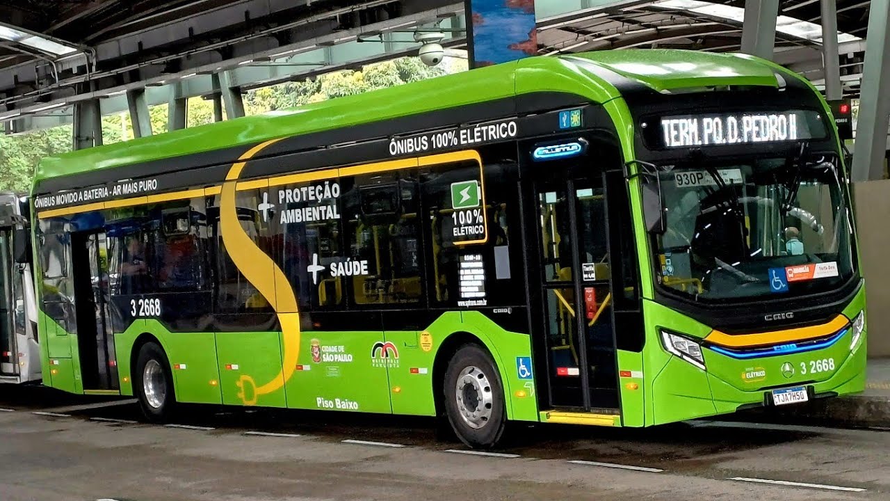 Terminal Pinheiros - Movimentação de ônibus
