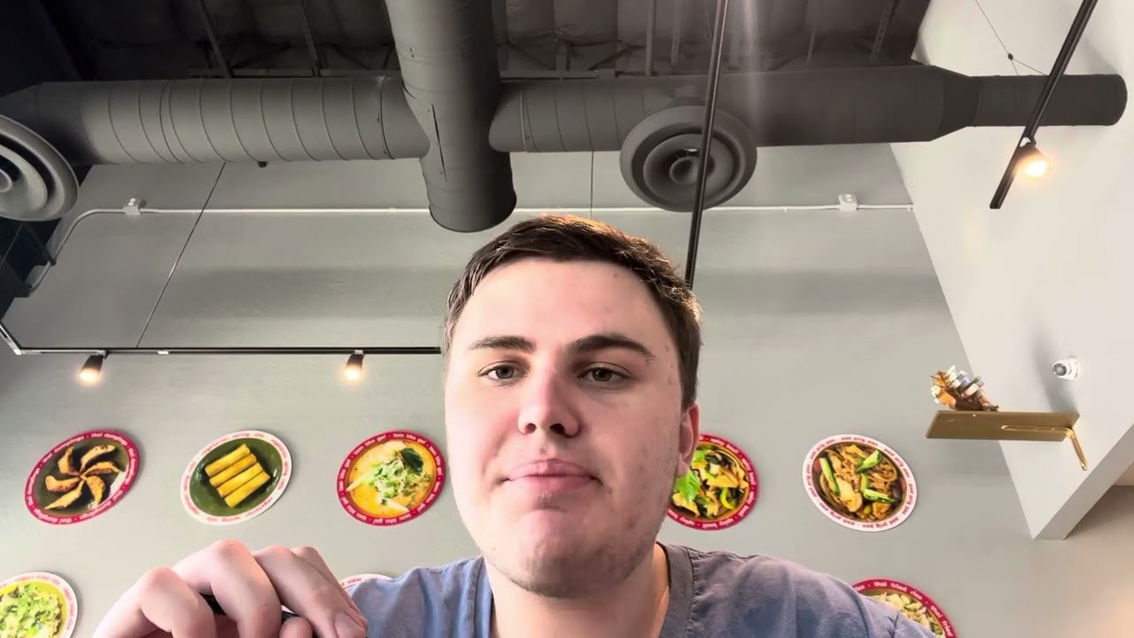 Chill Will Eats: Thai Chili 2 Go Pad Siew Chicken Noodles