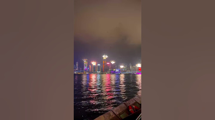 祝此刻看到这条视频的你2023年身体健康，万事顺意，happy new year！#香港跨年#烟花#香港跨年烟花