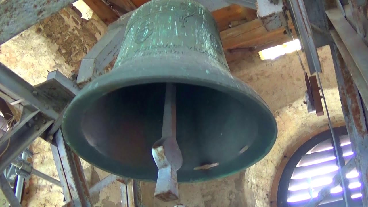 Szekszárd Urunk mennybemenetele Római katolikus plébániatemplom Szent László harangja