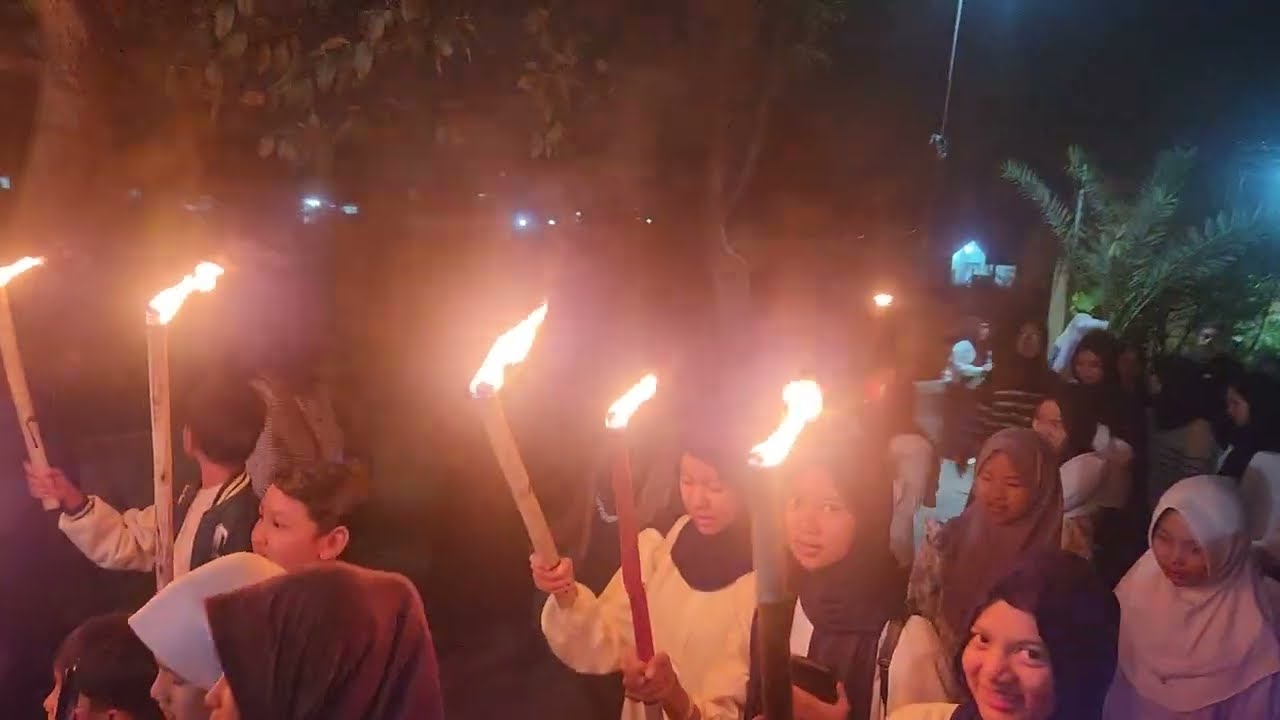 KEMERIAHAN PAWAI OBOR MALAM  TAHUN BARU 1447 H  I  DKM AL UKHUWAH RT 06/15 PERMATA BIRU