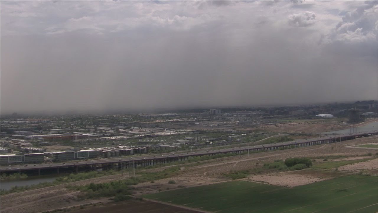 Dust storm making its way through parts of the Phoenix area - YouTube