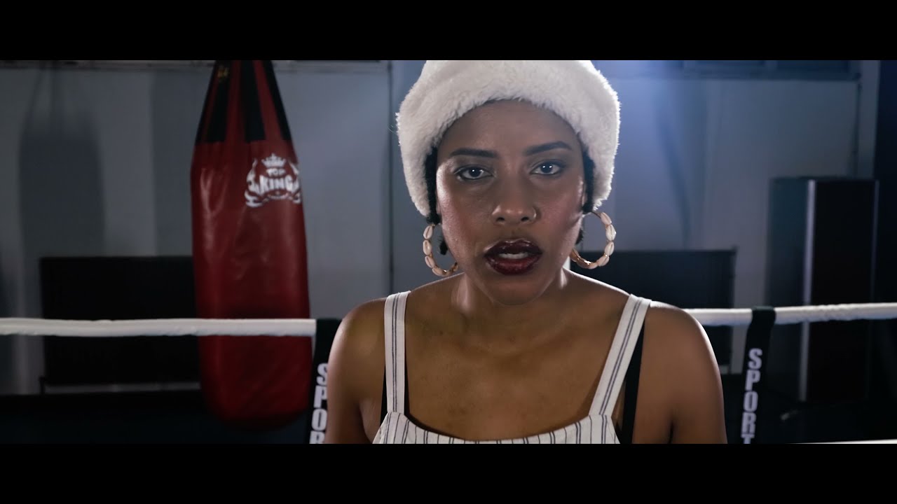 Ver Lirose - Aïe (official video) en YouTube Ver Lirose - Aïe (official video) en YouTube
