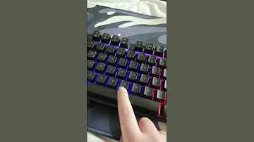 yes but does your spacebar have different sounds on different sides #gaming #ratemysetup  #keyboard