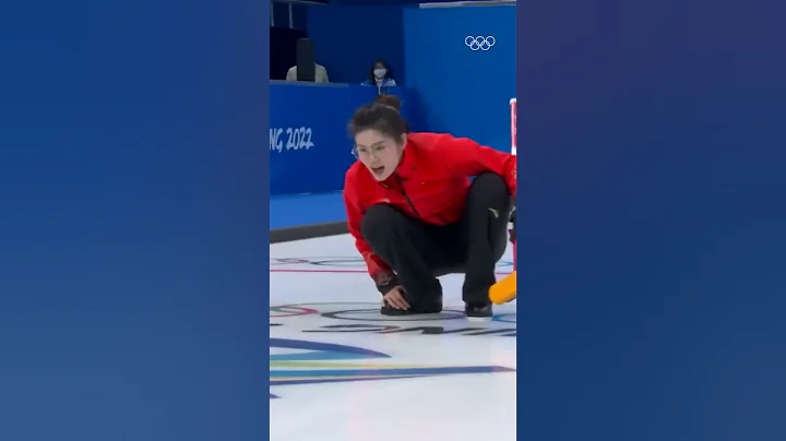 It's Monday, start your day right by experiencing the joy of curling. 🔊🥌 - DayDayNews