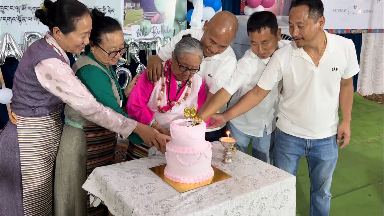 80th birthday celebration / #vlogger #singer 