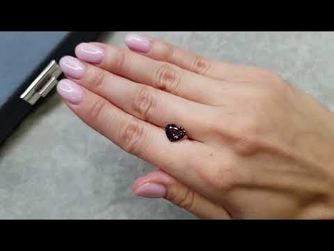 Intense purple spinel 2.61 ct, Burma Video  № 1