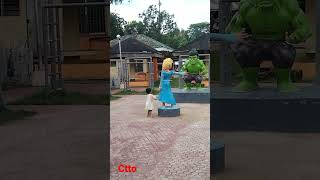 Princess Diah And Queen Elsa