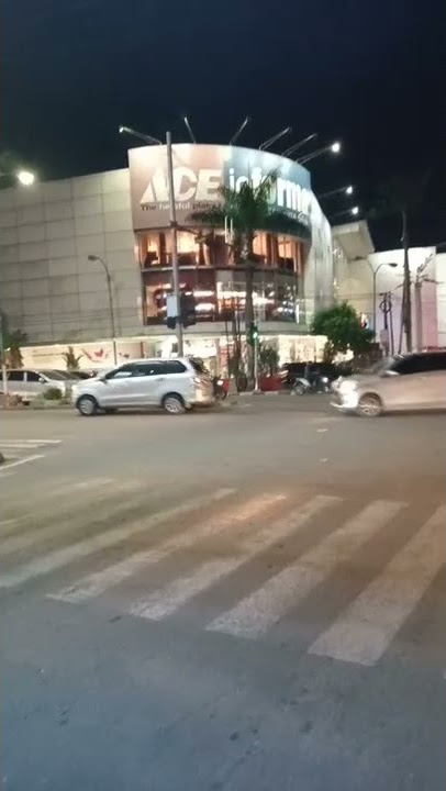 penampakan lampu merah di malam hari#shorts